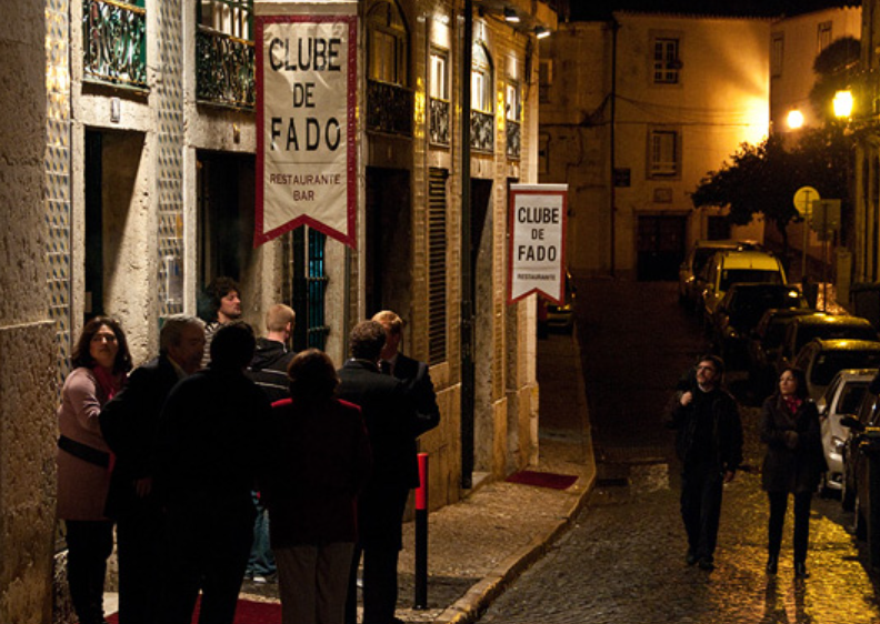 02 Clube de Fado 2 - Portugal Alentejo Wine Tour 2025
